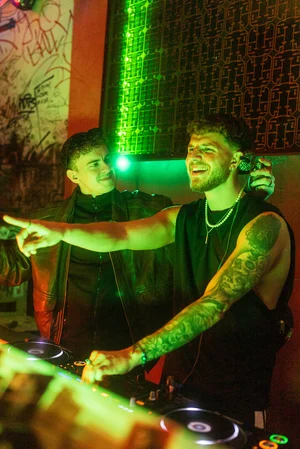 DJ im Club mit BBS Pfeffi 
